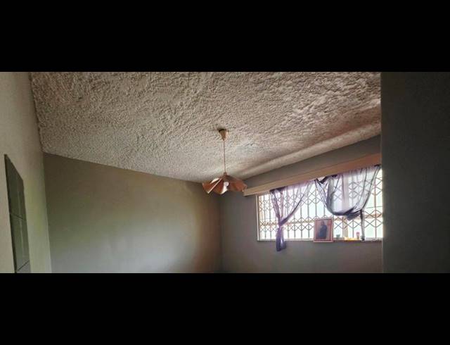 3 BEDROOM APARTMENT FOR SALE IN SUNNYSIDE